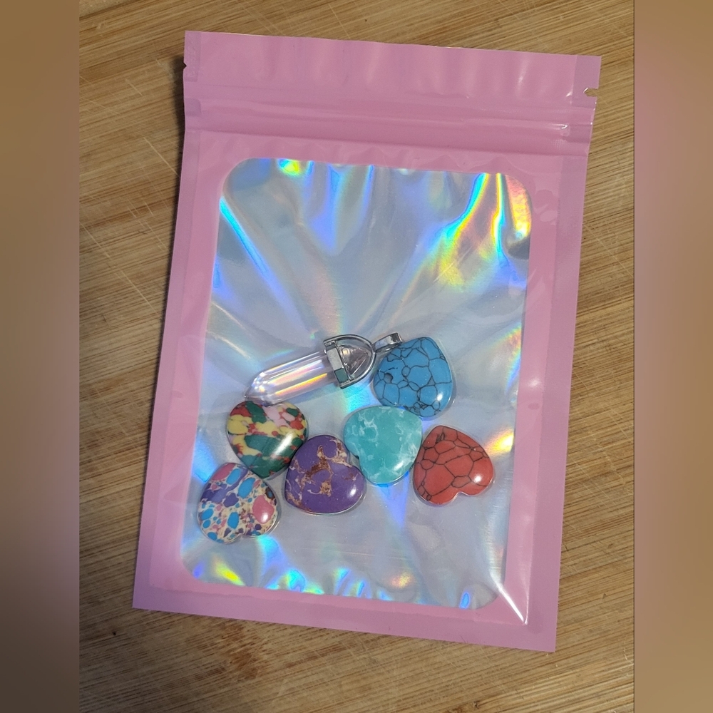 ✨Add To Any Bundle Free✨          💖Valentine’s Crystal Surprise 💖